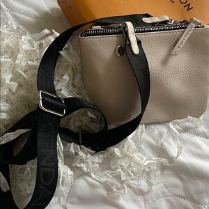 Kendall & Kylie Beige and Black Crossbody Bag